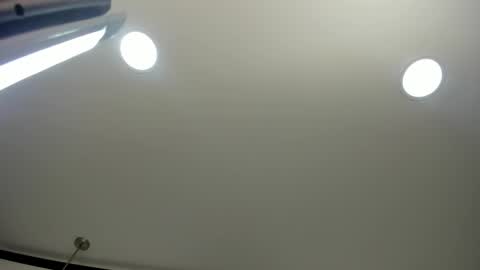 Sofia online show from November 2025 06:32:01 PM