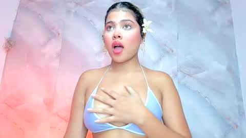 sofiacastillo01 online show from June 2026 02:06:02 PM