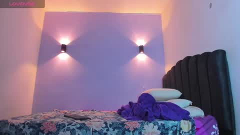 Sofia online show from January 2025 04:41:01 AM