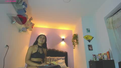 Sofia online show from June 2026 04:44:02 AM