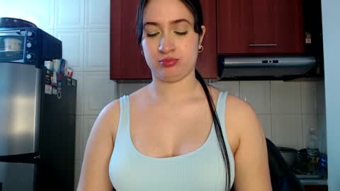 Snapshot of sofiaduque_26 chatting on December 2024 01:07:02 PM sofiaduque_26 online show from December 2024 01:07:02 PM