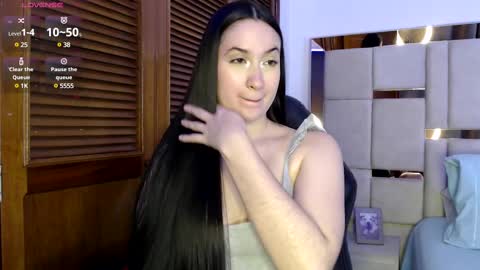 Snapshot of sofiaduque_26 chatting on March 2025 09:15:01 PM sofiaduque_26 online show from March 2025 09:15:01 PM