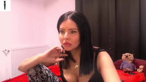 Snapshot of sofialiub chatting on January 2025 12:35:01 PM sofialiub online show from January 2025 12:35:01 PM