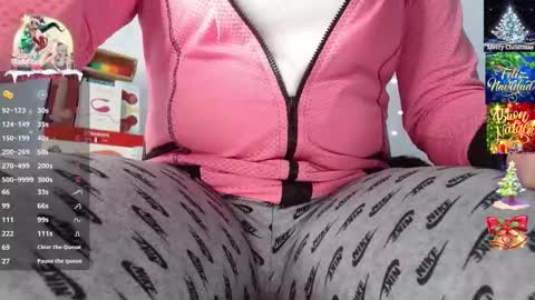Snapshot of sofiamadisson chatting on December 2024 01:14:01 PM Sofia Madisson online show from December 2024 01:14:01 PM