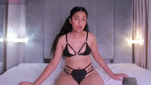 Sofi marquez  online show from February 2025 05:40:01 AM
