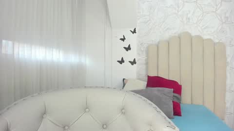 Sofia  online show from January 2025 12:04:02 PM