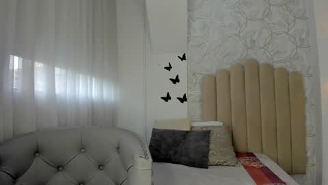 Sofia  online show from February 2025 12:25:02 PM