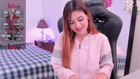 Snapshot of sofiarouge_ chatting on March 2025 04:02:01 PM Sofia Help me reach 5K followers online show from March 2025 04:02:01 PM