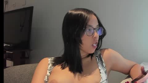 Snapshot of sofiax2_ chatting on December 2024 07:56:02 PM Sofia online show from December 2024 07:56:02 PM