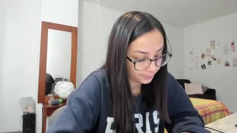 Snapshot of sofiax2_ chatting on March 2025 02:53:02 PM Sofia online show from March 2025 02:53:02 PM