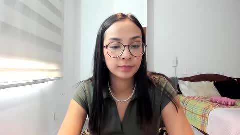 Snapshot of sofiax2_ chatting on September 2025 10:03:02 PM Sofia online show from September 2025 10:03:02 PM