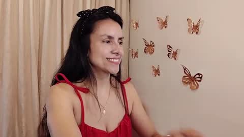Sofi Bella online show from June 2026 07:35:02 PM
