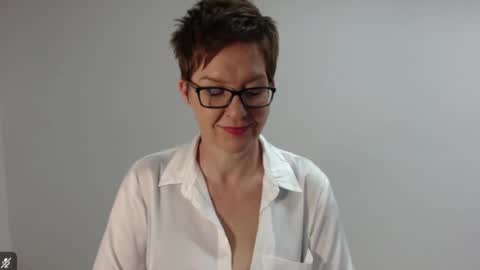 Snapshot of sofie_velvet chatting on March 2026 03:13:02 AM Sofie Velvet online show from March 2026 03:13:02 AM