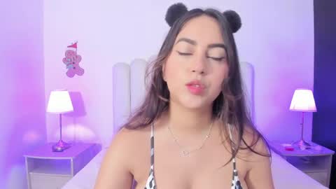 Snapshot of sofiebunnie chatting on May 2026 11:12:02 PM sofiebunnie online show from May 2026 11:12:02 PM