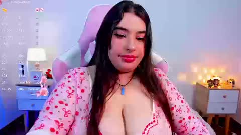 Snapshot of sofiflex chatting on September 2025 04:01:02 AM - . - . online show from September 2025 04:01:02 AM