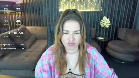 sofii_darling online show from May 2026 05:32:01 PM