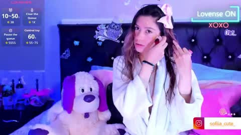 sofiia cute  online show from May 2026 04:09:02 AM