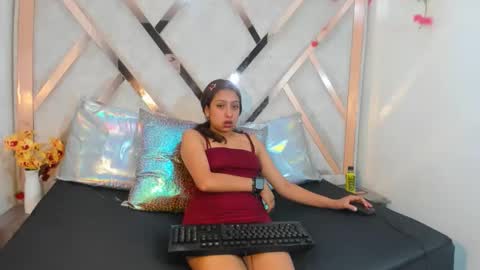 sofiia_cutte_ online show from April 2026 02:52:02 PM