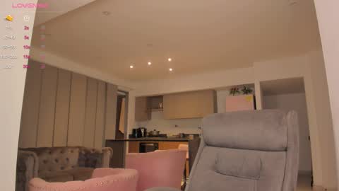    online show from February 2026 03:59:02 AM