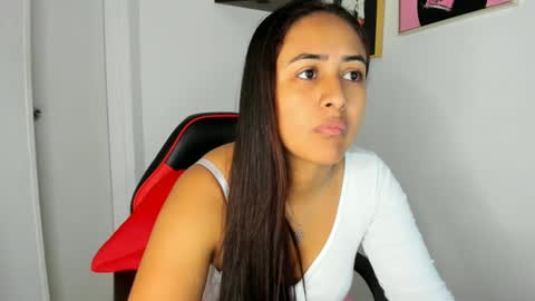 Snapshot of sofiia_rodriguez chatting on November 2025 12:42:02 PM sofiia rodriguez online show from November 2025 12:42:02 PM