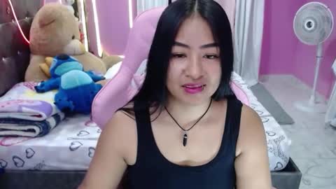 sofia Dreams online show from November 2025 08:02:01 PM
