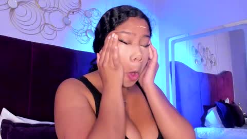 sofiifox online show from May 2026 01:28:01 PM