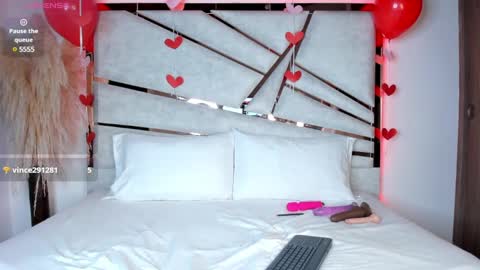 sofijohnsonx online show from February 2025 01:18:02 PM