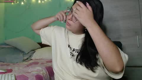 Snapshot of sofimabelnasty19 chatting on January 2025 05:40:02 AM sofi online show from January 2025 05:40:02 AM