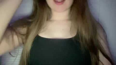 Snapshot of sofinovvak chatting on April 2026 08:14:02 PM Sofi online show from April 2026 08:14:02 PM