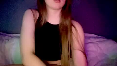 Snapshot of sofinovvak chatting on June 2026 07:39:02 PM Sofi online show from June 2026 07:39:02 PM