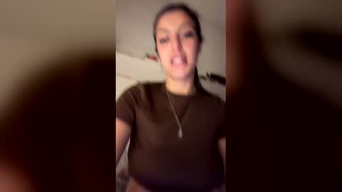 sofisofia1111 online show from April 2026 10:01:01 PM