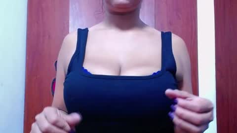 Snapshot of soft_fetish chatting on November 2025 04:23:01 PM Camila M online show from November 2025 04:23:01 PM