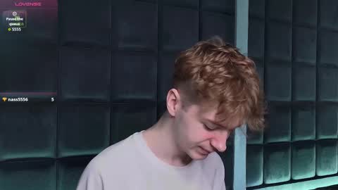 Snapshot of softcrave chatting on November 2025 08:46:02 PM PAUL online show from November 2025 08:46:02 PM