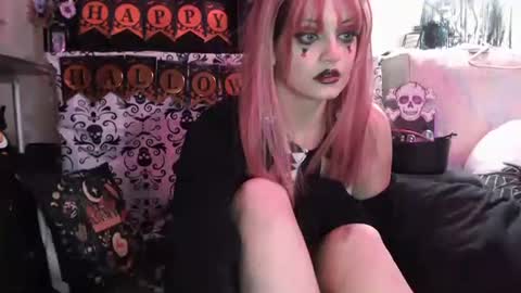softgothprincess online show from October 2025 03:36:02 AM