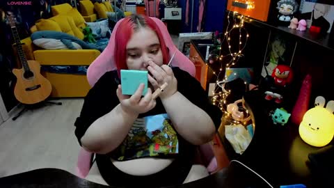 Snapshot of softie_sofy chatting on January 2025 02:26:02 AM Sofie online show from January 2025 02:26:02 AM