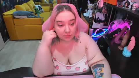 Sofie online show from June 2026 02:44:01 AM