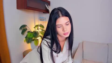 Alice online show from September 2025 06:47:02 AM