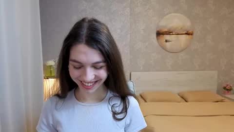 Kelly online show from March 2026 04:24:01 PM