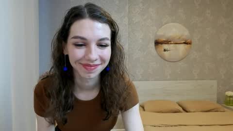 Snapshot of softwine chatting on April 2026 12:06:02 PM Kelly online show from April 2026 12:06:02 PM