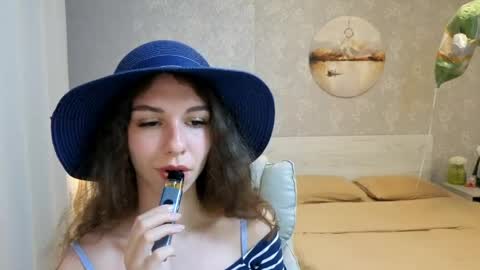 Kelly online show from June 2026 12:32:02 AM