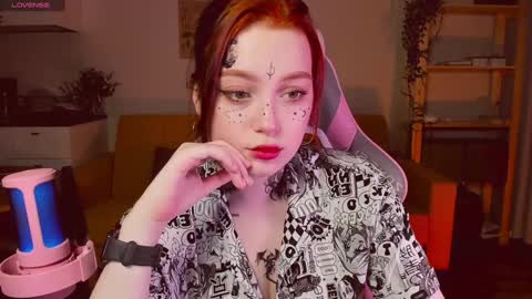Snapshot of sofy_benson chatting on December 2024 12:27:02 PM Sofy online show from December 2024 12:27:02 PM