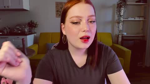 Snapshot of sofy_benson chatting on December 2024 09:46:01 AM Sofy online show from December 2024 09:46:01 AM