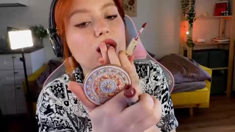 Snapshot of sofy_benson chatting on May 2026 02:13:02 PM Sofy online show from May 2026 02:13:02 PM