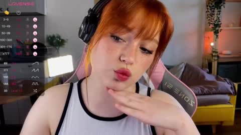 Snapshot of sofy_benson chatting on May 2026 01:52:01 PM Sofy online show from May 2026 01:52:01 PM