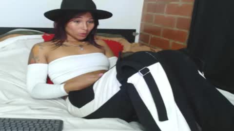 Snapshot of sofy_dep chatting on November 2025 02:25:01 AM Sofy online show from November 2025 02:25:01 AM