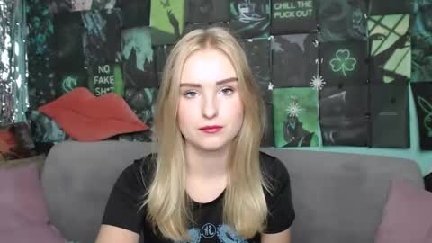 sofysoft online show from September 2025 04:45:01 AM