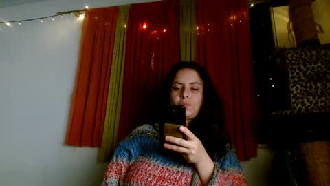 Snapshot of soka_lovers_04_ chatting on March 2025 05:51:01 AM Sofia online show from March 2025 05:51:01 AM