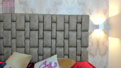 Snapshot of sol_angell chatting on January 2025 12:09:01 PM Sol Angel online show from January 2025 12:09:01 PM