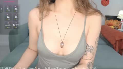 Snapshot of solaralice chatting on November 2025 07:27:01 PM SolarAlice online show from November 2025 07:27:01 PM