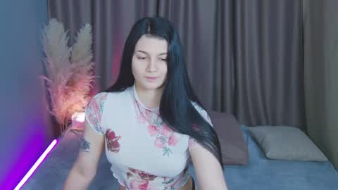 Snapshot of solazolaa chatting on June 2026 12:23:02 AM Sonya online show from June 2026 12:23:02 AM